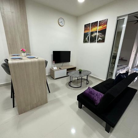 Sea View The Shore Luxury Newly Renovated Homestay Kota Kinabalu Exterior photo